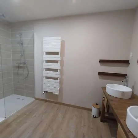 Holiday home Sous Le Marronnier Jusqu'a 10 Personnes *