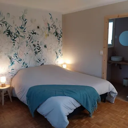 Hébergement de vacances Sous Le Marronnier Jusqu'à 10 Personnes Hadol