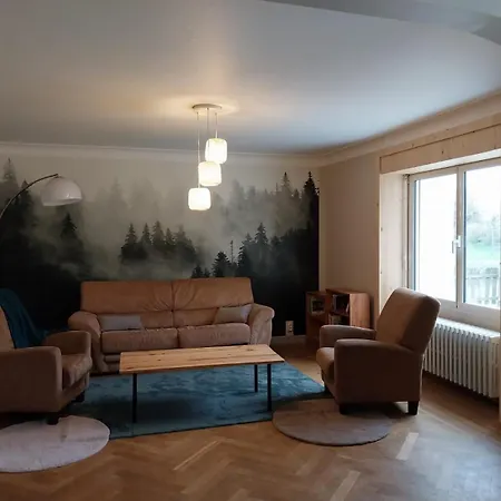 Hébergement de vacances Sous Le Marronnier Jusqu'à 10 Personnes