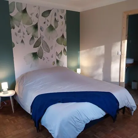 Sous Le Marronnier Jusqu'a 10 Personnes Ferienhaus *