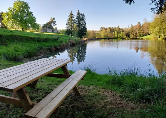 Sous Le Marronnier Jusqu'a 10 Personnes