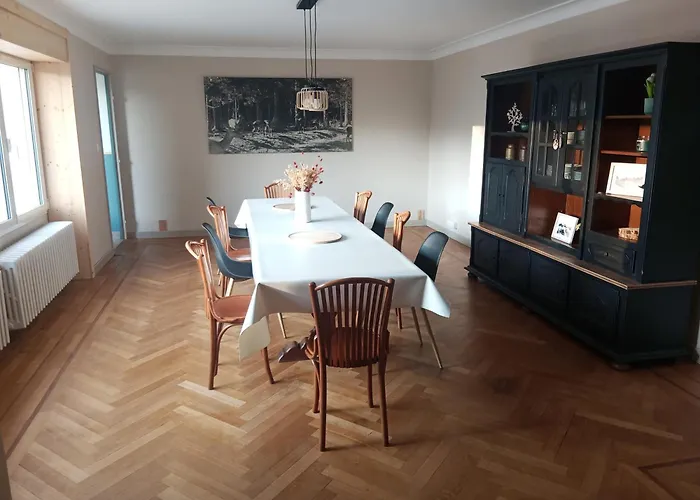 Sous Le Marronnier Jusqu'a 10 Personnes